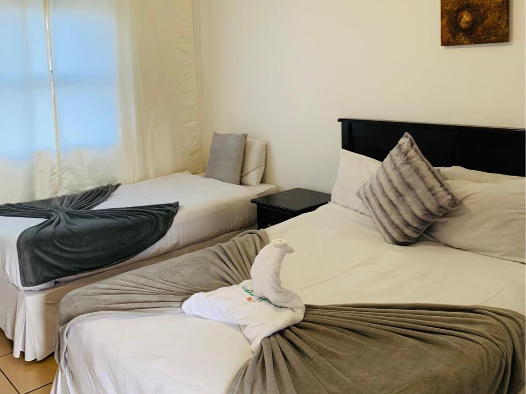 Palm Heaven B&B East London Bagian luar foto